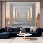 Ταπετσαρίες Μακρύς διάδρομος με πυλώνες και μια πόλη στο φόντο