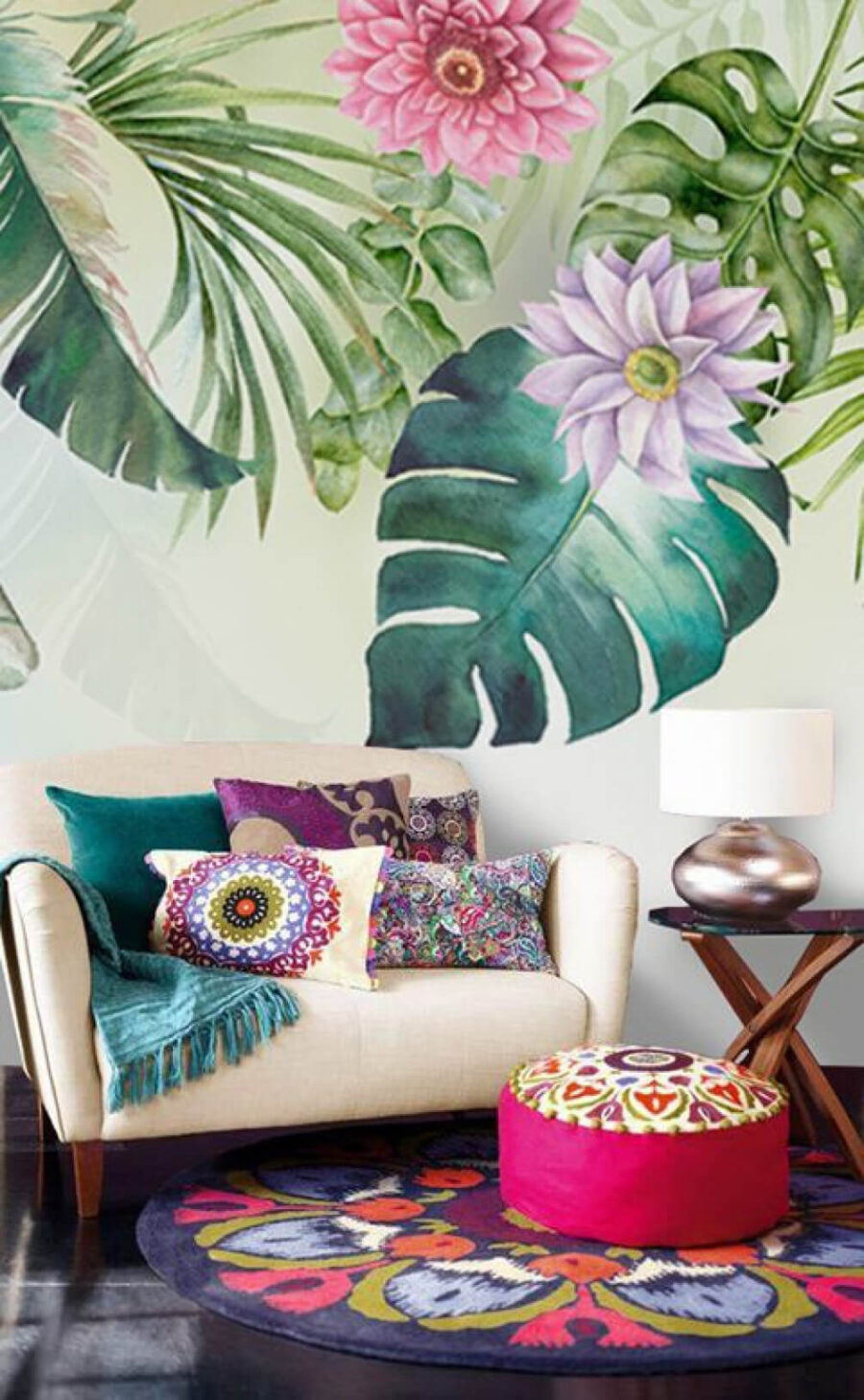 Wall murals Fresh blooms and vibrant greens embrace.