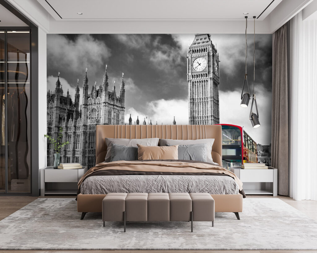 u56834pib115 1024x819 - Κόκκινο διώροφο λεωφορείο σε δρόμο με πύργο ρολογιού στο φόντο - tegory