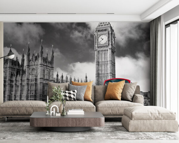 u56834pig63 600x480 - Κόκκινο διώροφο λεωφορείο σε δρόμο με πύργο ρολογιού στο φόντο - tegory