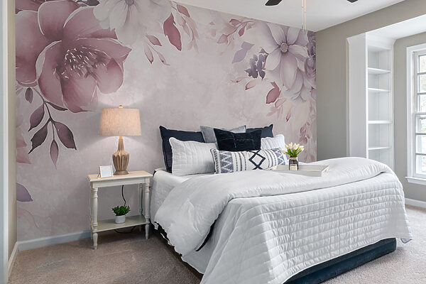 Ταπετσαρίες Μια ροζ και λευκή σύνθεση λουλουδιών