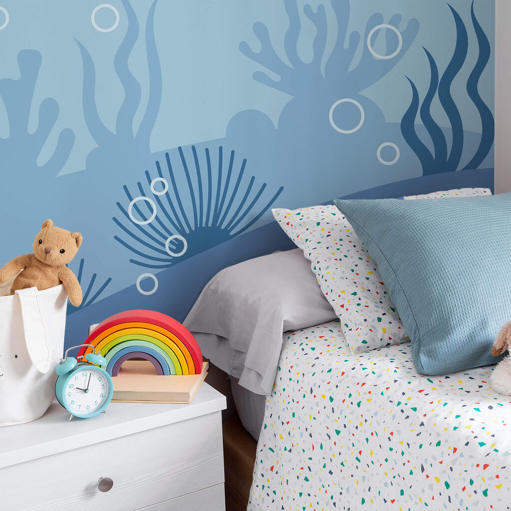 Μπλε και λευκή υποβρύχια σκηνή