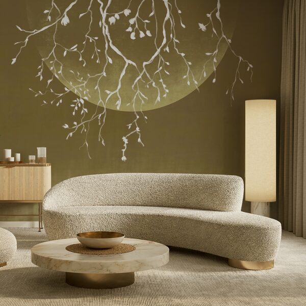 Κλαδιά δέντρων με φύλλα και φεγγάρι