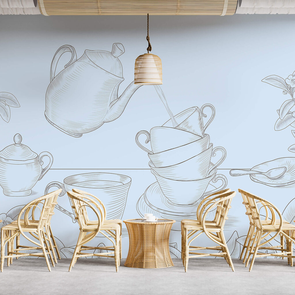 Τσαγιέρα που χύνει σε μια στοίβα από φλιτζάνια τσαγιού