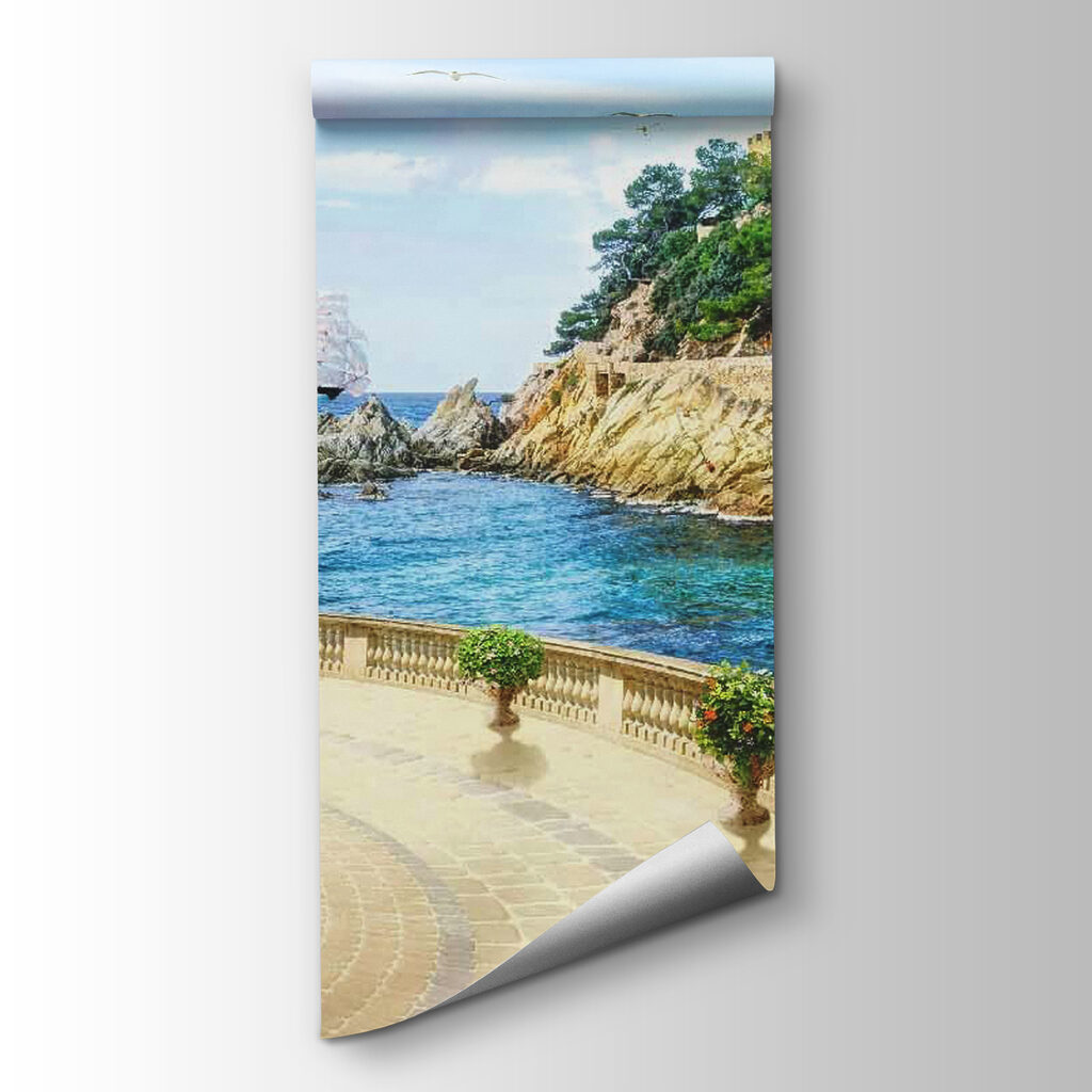 Balcony with columns and flowers on the side of the ocean