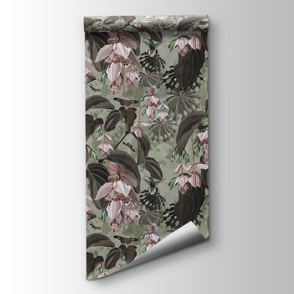 Pattern of flowers and birds