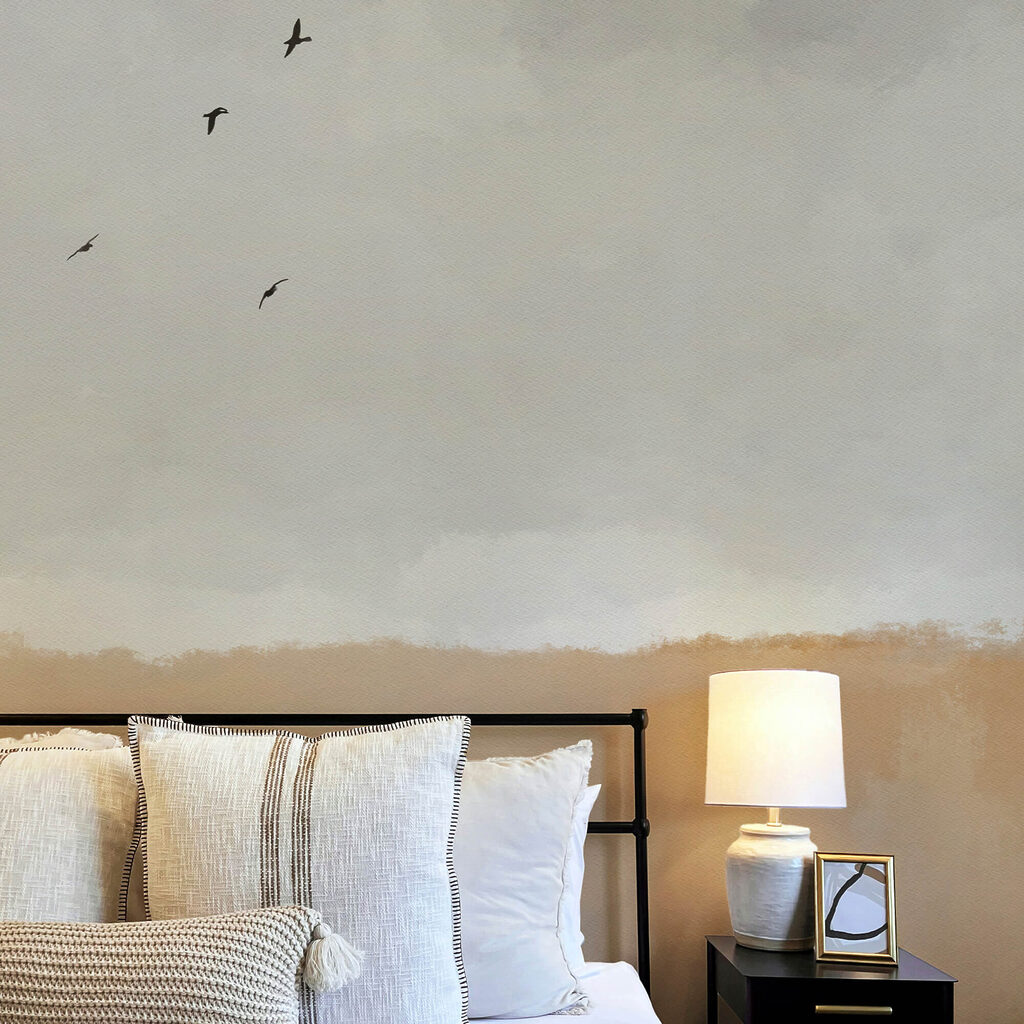 Πουλί που πετάει στον ουρανό